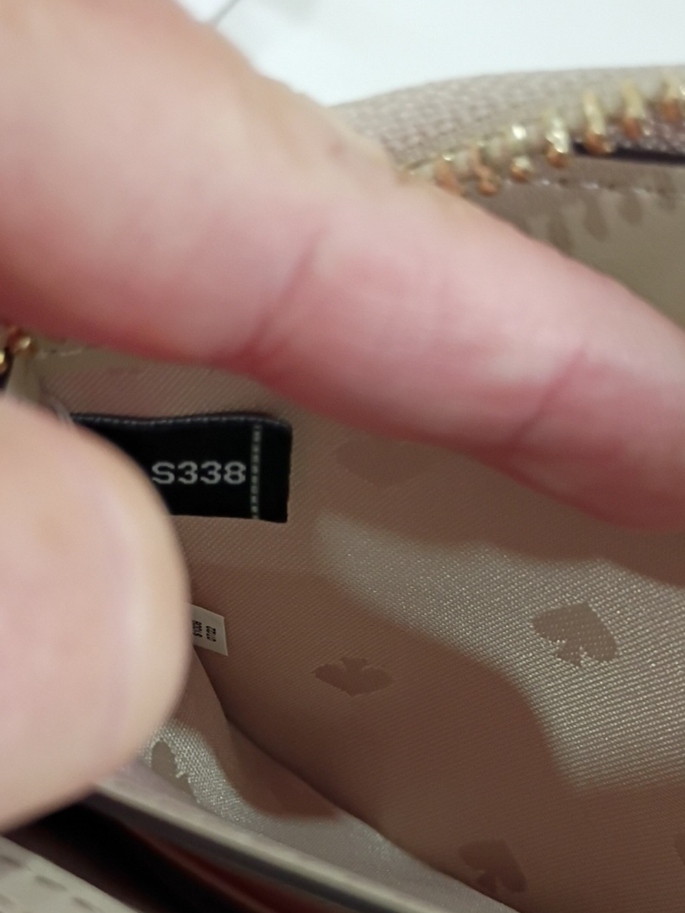 Kate Spade Two-Tone Beige and Cream Zip-Around Wallet - Picture 8 of 15